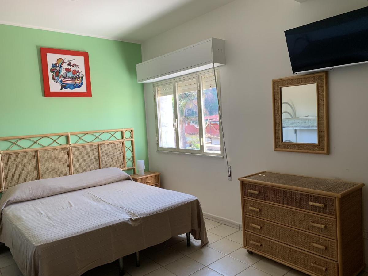 Hotel Il Triangolo Agnone Bagni Extérieur photo